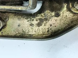 Замок кришки багажника 1237401035 Mercedes W123