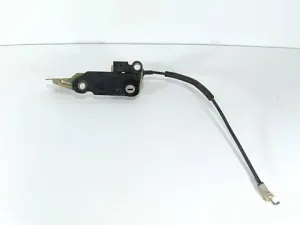 Замок кришки багажника 3B9827297A Volkswagen Passat B5