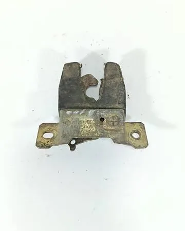 Замок кришки багажника 443827563A, 443827505A  Audi 100 C3
