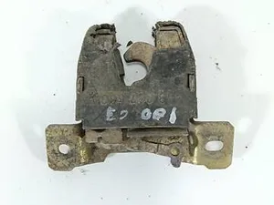 Замок кришки багажника 443827563A, 443827505A  Audi 100 C3